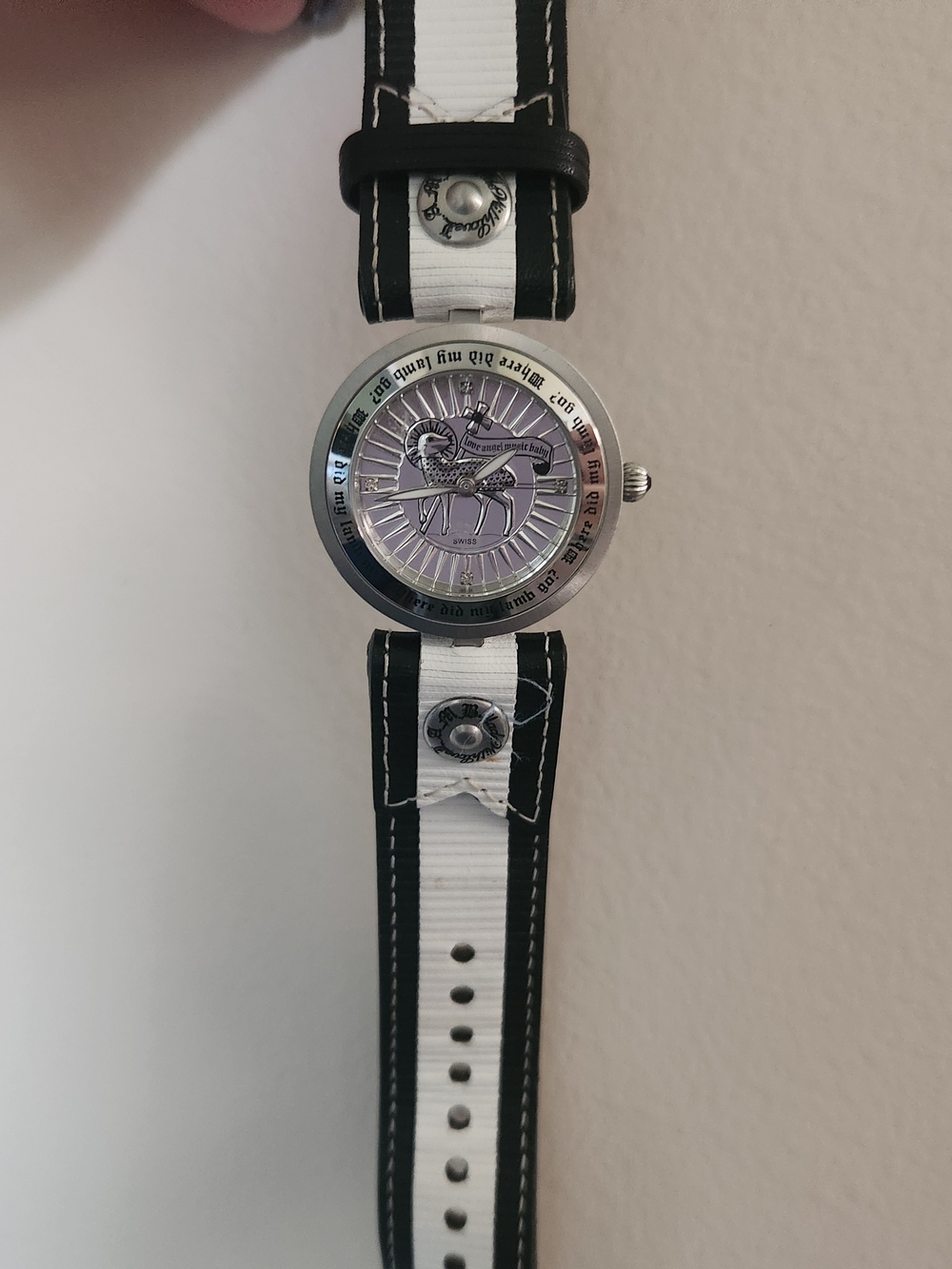 L.A.M.B. By Gwen Stefani Rare Watch - Picture 5 of 5